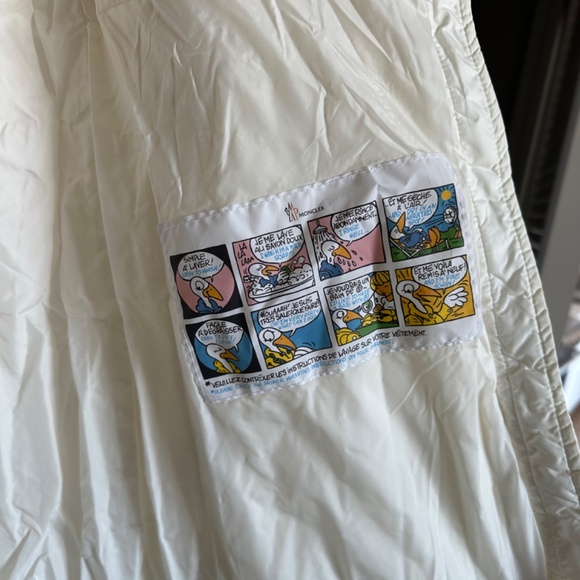 Moncler - Accenteur Belted Puffer Coat - Picture 5 of 11